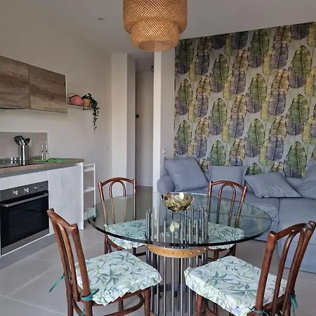 Olivella21 Luxury Apartment Montesanto-3
